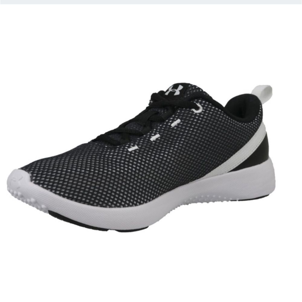 Under Armour Women’s Squad 2